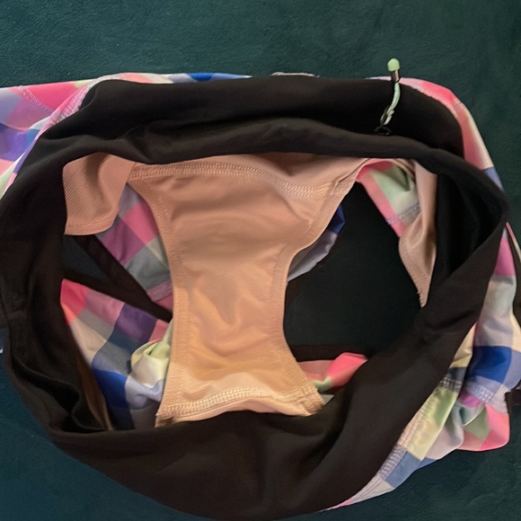 Lululemon speed shorts 2” - Picture 2 of 7